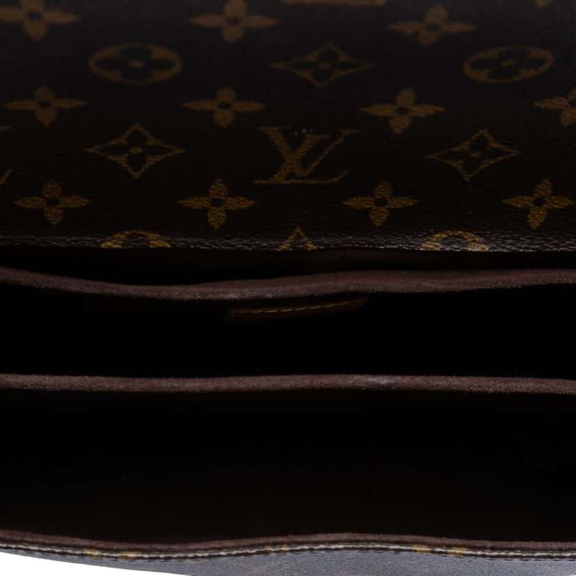 Louis Vuitton Monogram Pochette Metis Brown Good condition - Model View