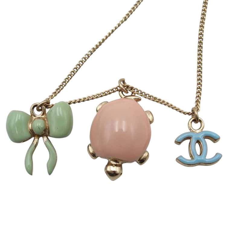 Chanel Gold Plated Lacquered CC Turtle and Ribbon Pendant Necklace Gold Metal Good condition - Inside View