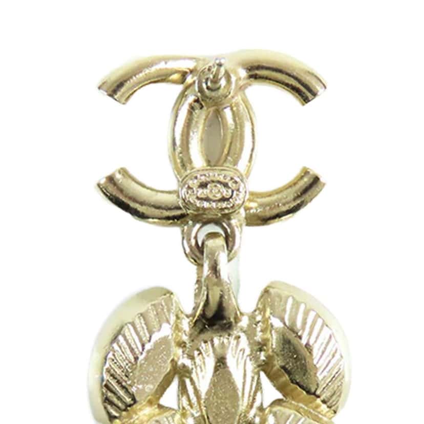 Chanel CC Gold Plated Rhinetone Drop Earrings Gold Metal Good condition - Model View