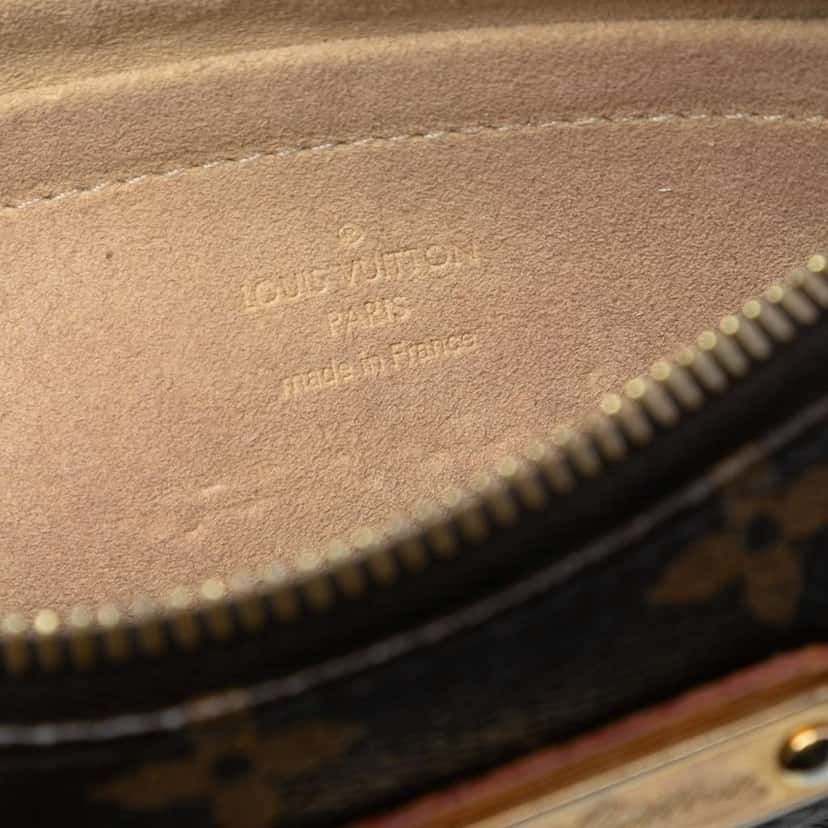 Louis Vuitton Monogram Pochette Milla MM Brown Good condition - Box View