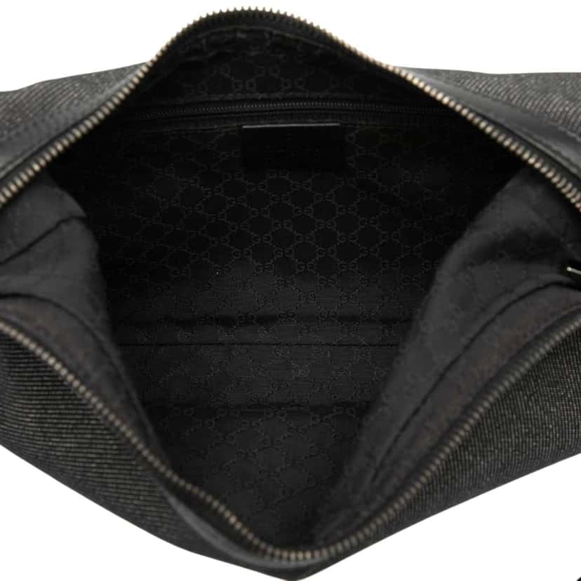 Gucci Denim Web Shoulder Bag Black Denim Good condition - Model View