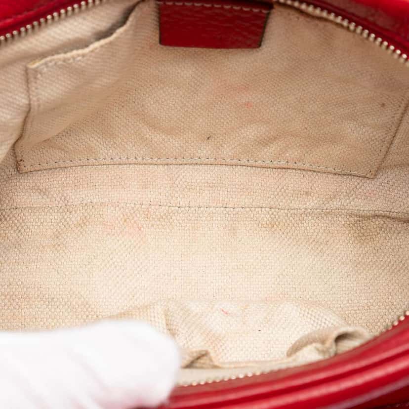 Gucci Leather Soho Disco Crossbody Red Leather Very good condition - Model View