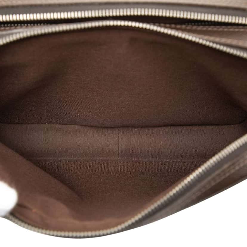Louis Vuitton Taiga Neo Pavel Clutch Brown Leather Good condition - Model View