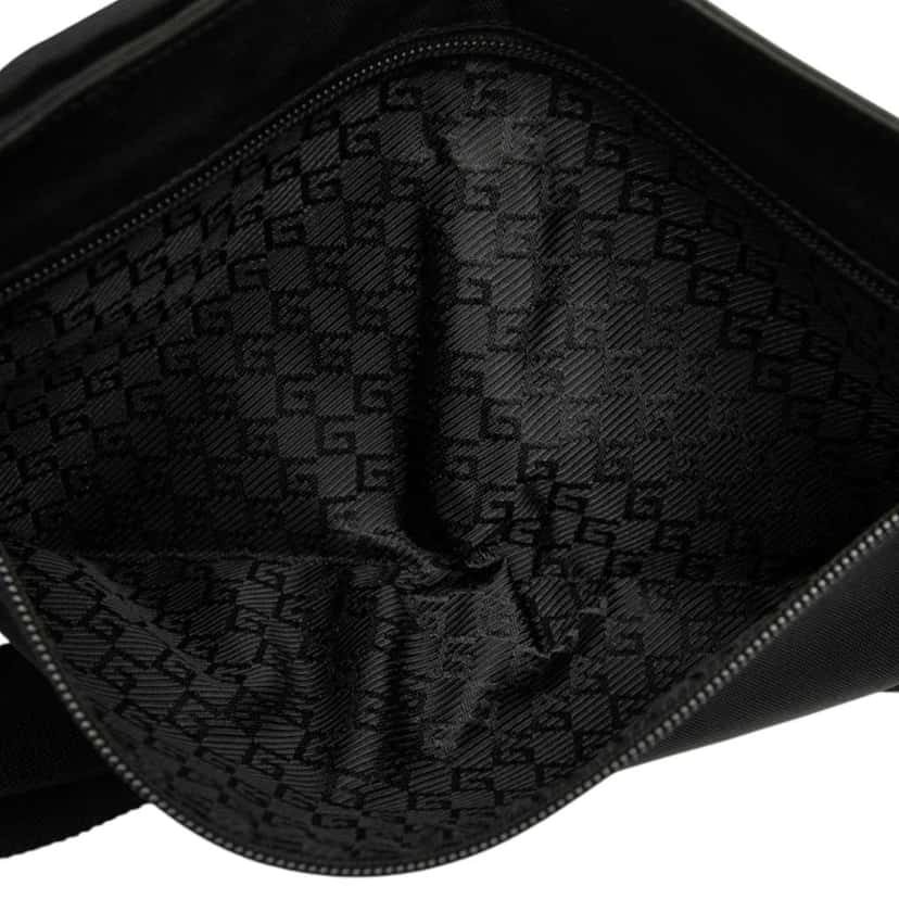 Gucci Nylon Double Pocket Belt Bag Black Very good condition - Model View