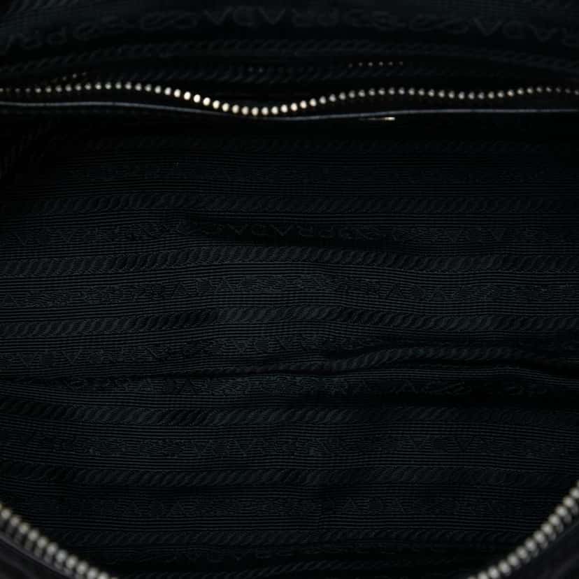 Prada Impuntu Tessuto Chain Crossbody Black Good condition - Model View