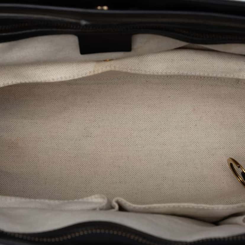 Gucci Patent Bright Bit Satchel Black Leather Good condition - Model View