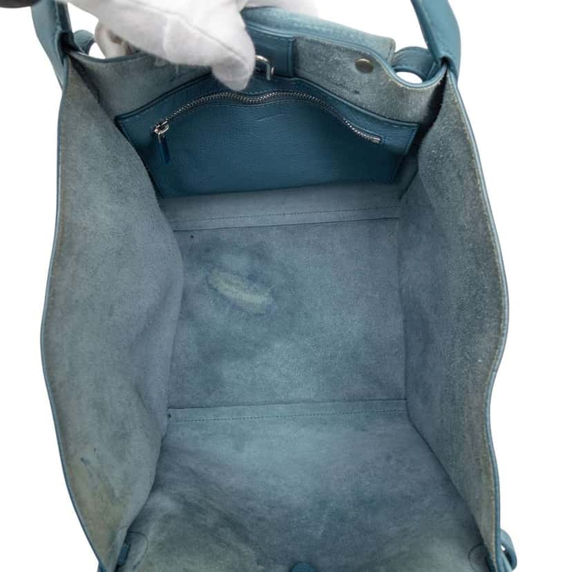 Celine Small Grained Calfskin Big Bag Blue Leather Very good condition - Model View