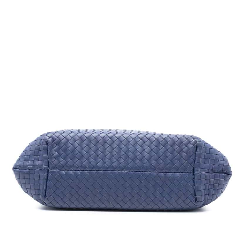 Bottega Veneta Large Nappa Intrecciato Capri Tote Blue Leather Good condition - Inside View