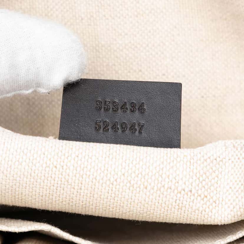 Gucci GG Supreme Envelope Clutch Brown Canvas Very good condition - Box View