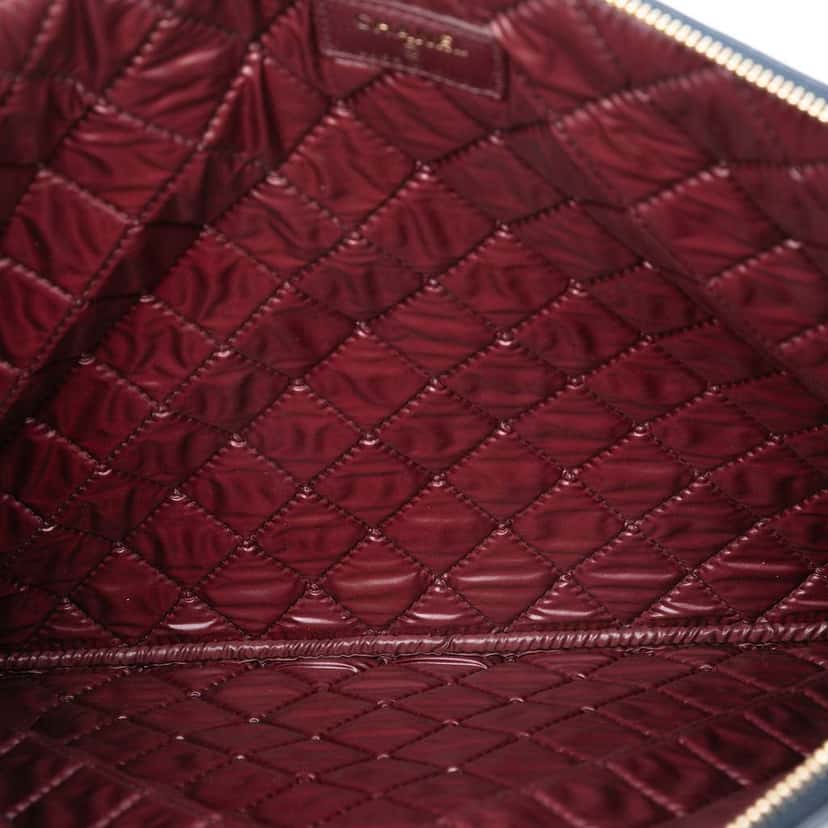 Chanel Large Quilted Sheepskin Mademoiselle O Case Clutch Blue Leather Good condition - Model View