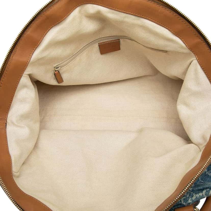 Gucci GG Denim Sukey Satchel Blue Denim Good condition - Model View