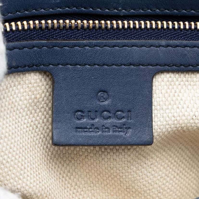 Gucci Medium Patent Soho Chain Flap Crossbody Blue Leather Very good condition - Box View