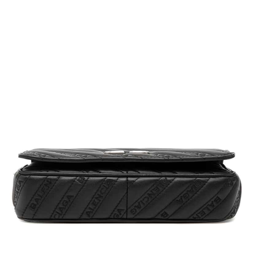 Balenciaga Embossed Leather Allover Logo BB Wallet on Chain Black Leather Very good condition - Inside View