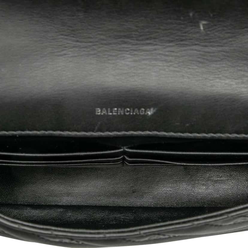 Balenciaga Embossed Leather Allover Logo BB Wallet on Chain Black Leather Very good condition - Model View