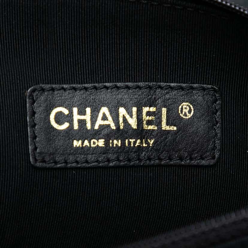 Chanel Triple CC Vinyl and Patent Tote Black Good condition - Box View