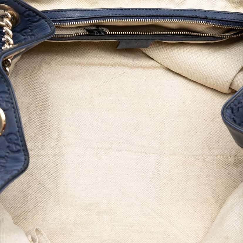 Gucci Large Guccissima Emily Chain Shoulder Bag Blue Leather Good condition - Model View