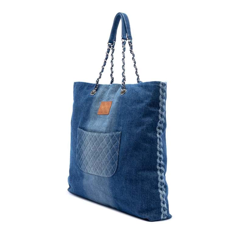 Chanel Printed Denim Shopping Tote Blue Denim Very good condition - Back View