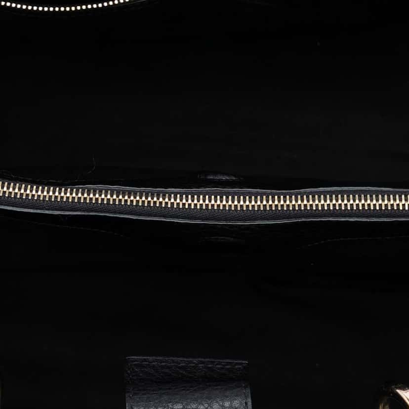 Gucci Large Calfskin Bamboo Shopper Satchel Black Leather Good condition - Model View