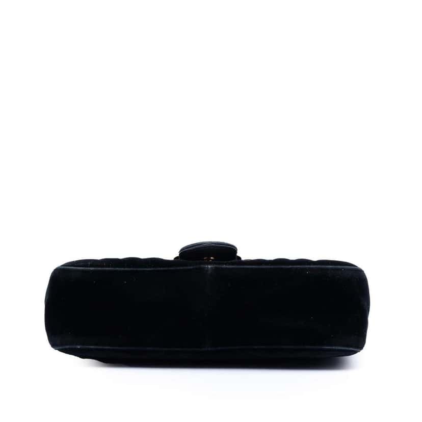 Gucci Medium GG Marmont Matelasse Velvet Shoulder Bag Black Velvet Good condition - Inside View