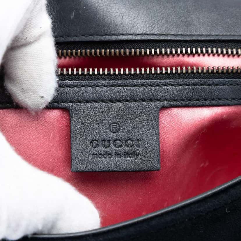 Gucci Medium GG Marmont Matelasse Velvet Shoulder Bag Black Velvet Good condition - Box View