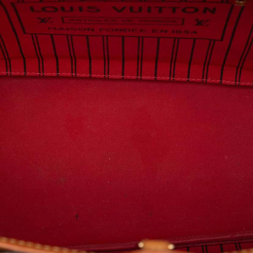 Louis Vuitton Monogram Neverfull MM Brown Good condition - Model View