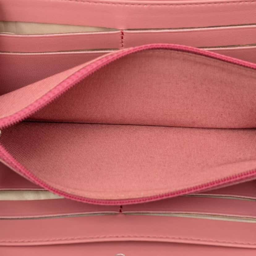 Chanel Quilted Lambskin Zip Around Long Wallet Pink Leather Very good condition - Model View