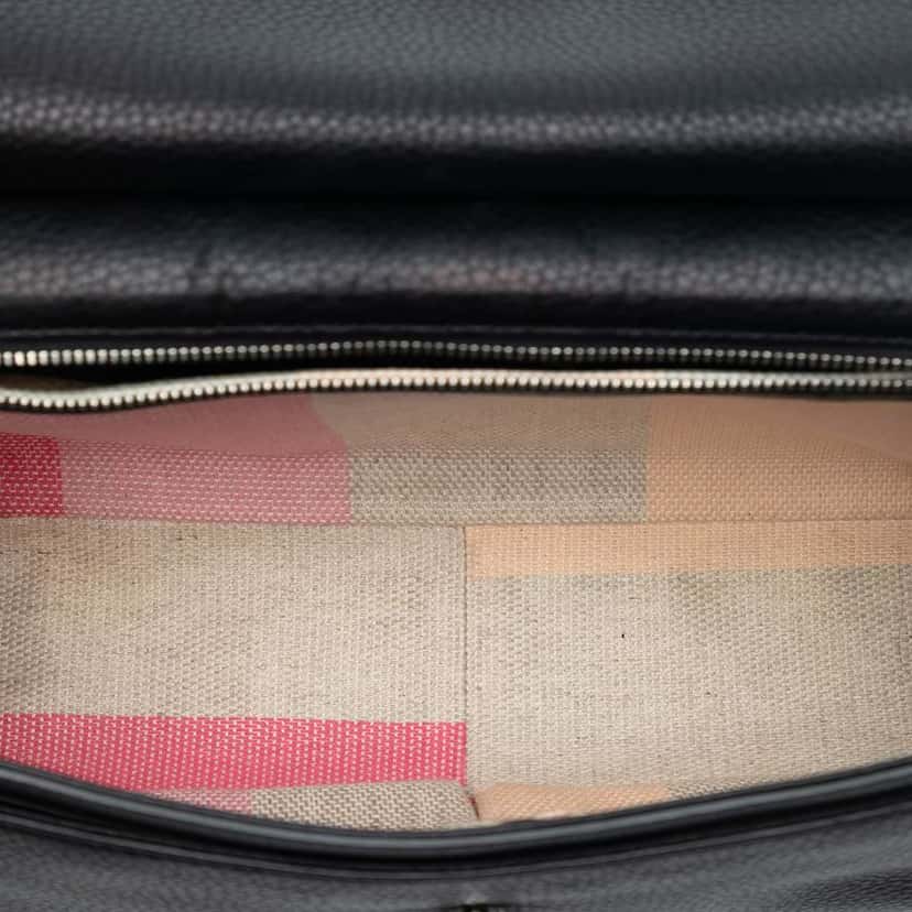 Gucci Medium Leather Bamboo Daily Crossbody Black Leather Very good condition - Model View
