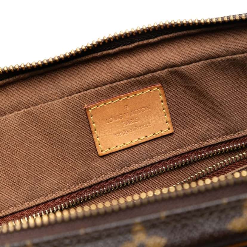 Louis Vuitton Monogram Porte Documents Voyage Brown Good condition - Box View