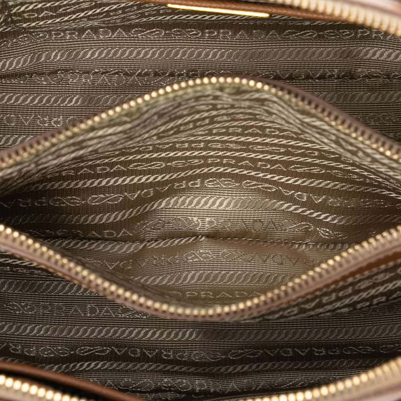 Prada Medium Saffiano Lux Promenade Satchel Brown Leather Very good condition - Model View