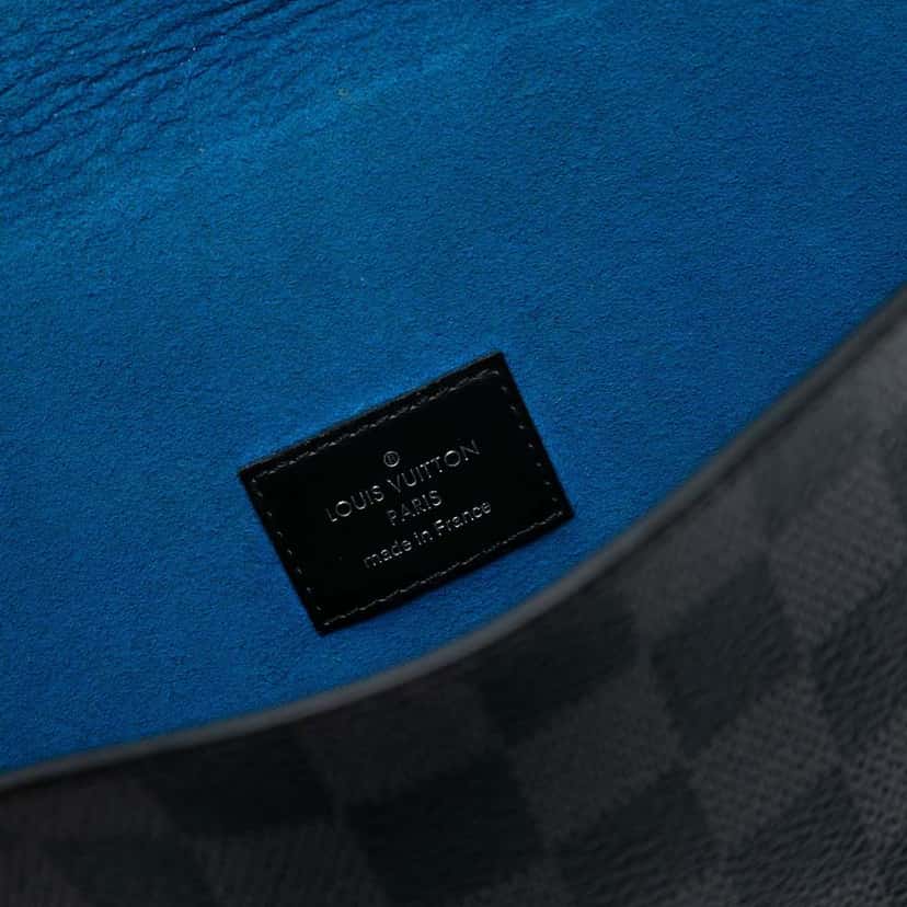 Louis Vuitton Damier Graphite Alpha Pochette GM Black Very good condition - Box View