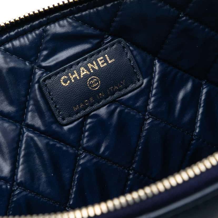 Chanel Large Quilted Lambskin Casino Charms O Case Clutch Blue Leather Good condition - Box View