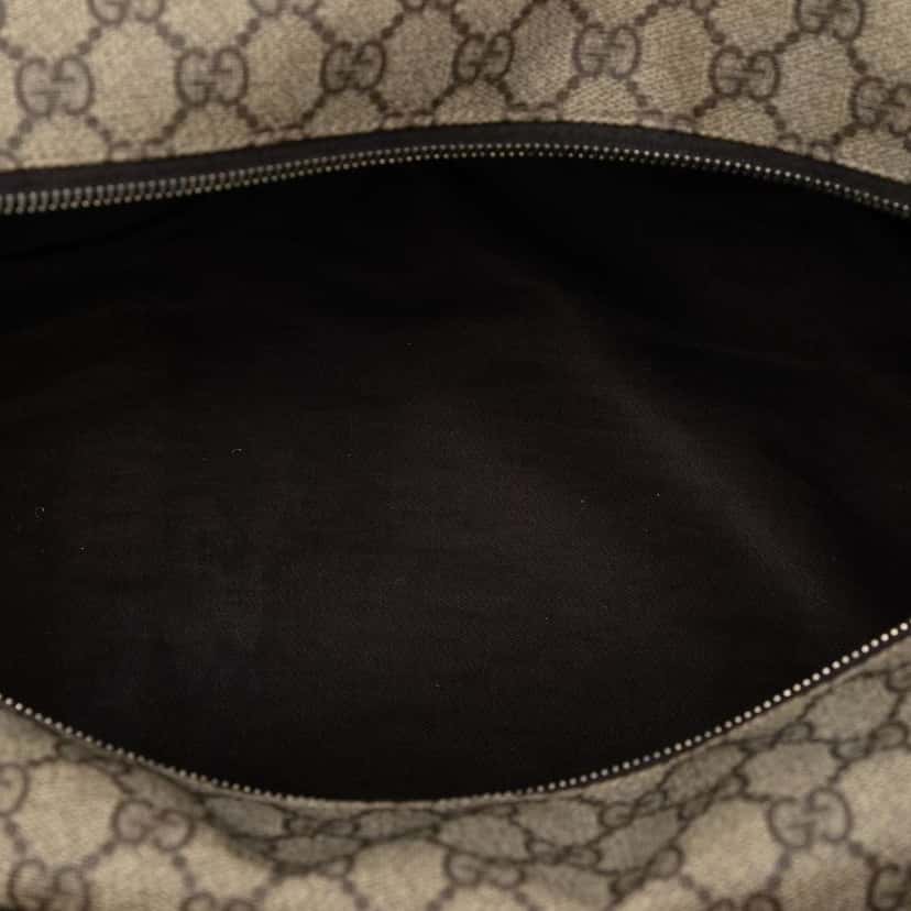 Gucci GG Supreme Carry On Duffle Bag Brown Canvas Good condition - Model View