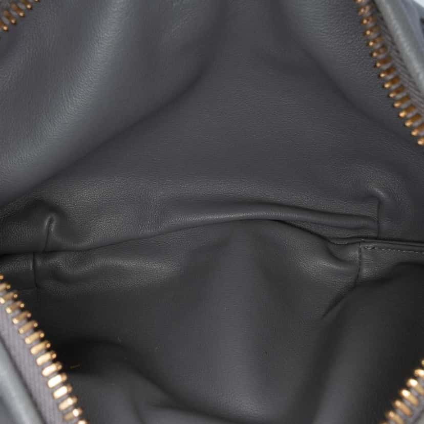 Bottega Veneta Mini Nappa Intrecciato Jodie Grey Leather Good condition - Model View