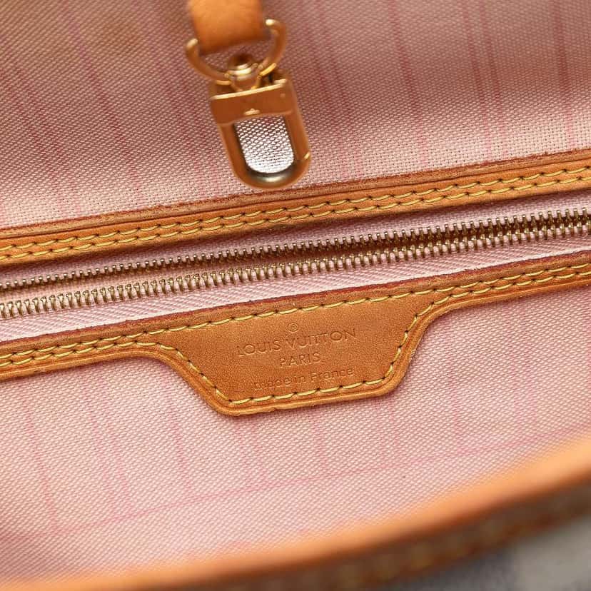 Louis Vuitton Damier Azur Neverfull MM White Good condition - Box View