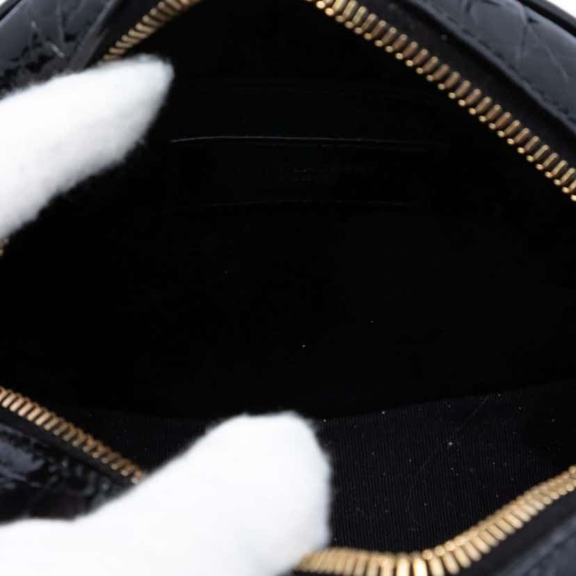 Saint Laurent Croc Embossed Patent Round Vinyle Camera Bag Black Leather Very good condition - Model View