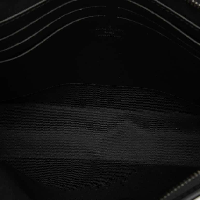 Louis Vuitton Monogram Eclipse Pochette Voyage MM Black Good condition - Model View