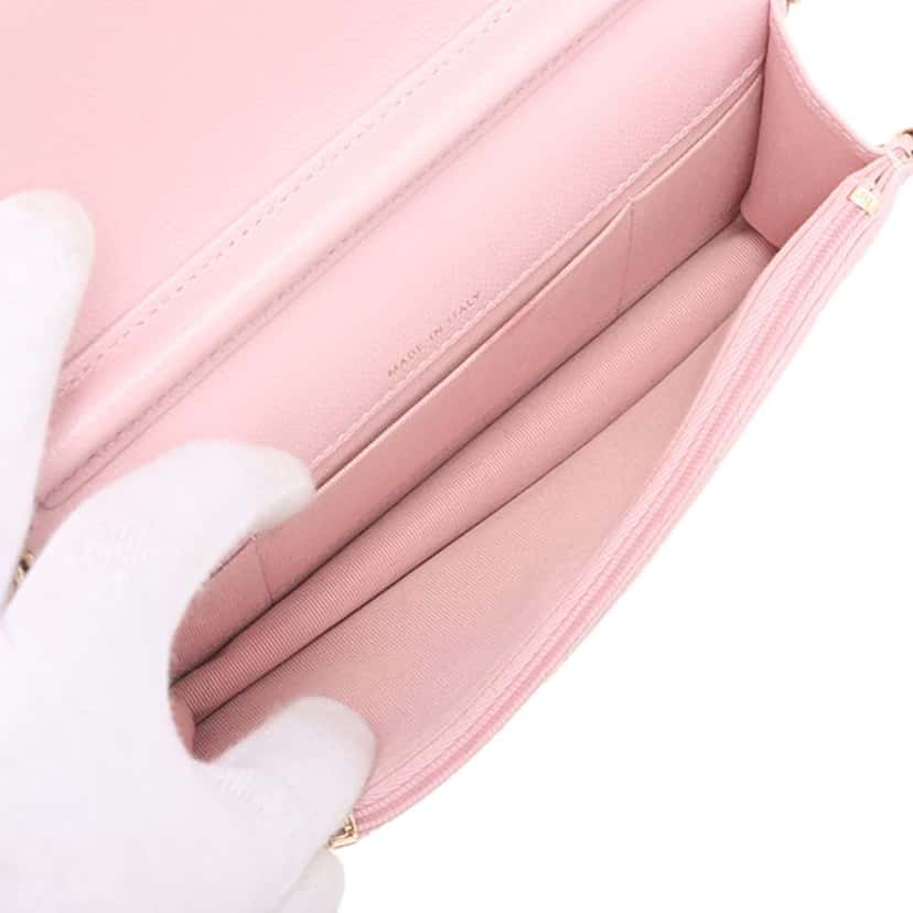 Chanel CC Quilted Caviar Flap Phone Holder Wallet on Chain Pink Leather Good condition - Box View