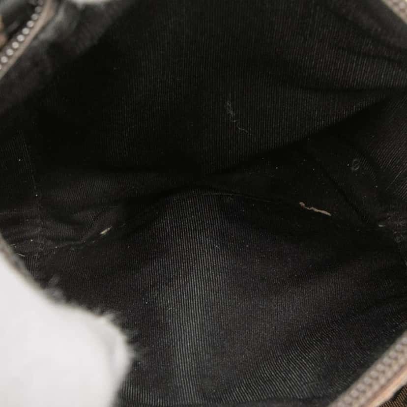 Fendi Zucca Canvas Crossbody Brown Canvas Good condition - Model View