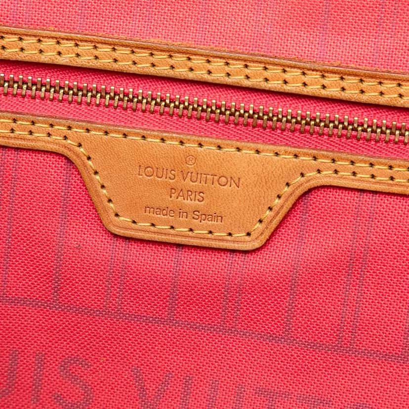 Louis Vuitton Monogram V Neverfull MM Brown Very good condition - Box View