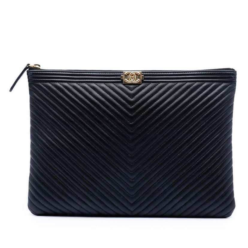 Chanel Medium Chevron Lambskin Boy O Case Clutch Black Leather Good condition - Front View