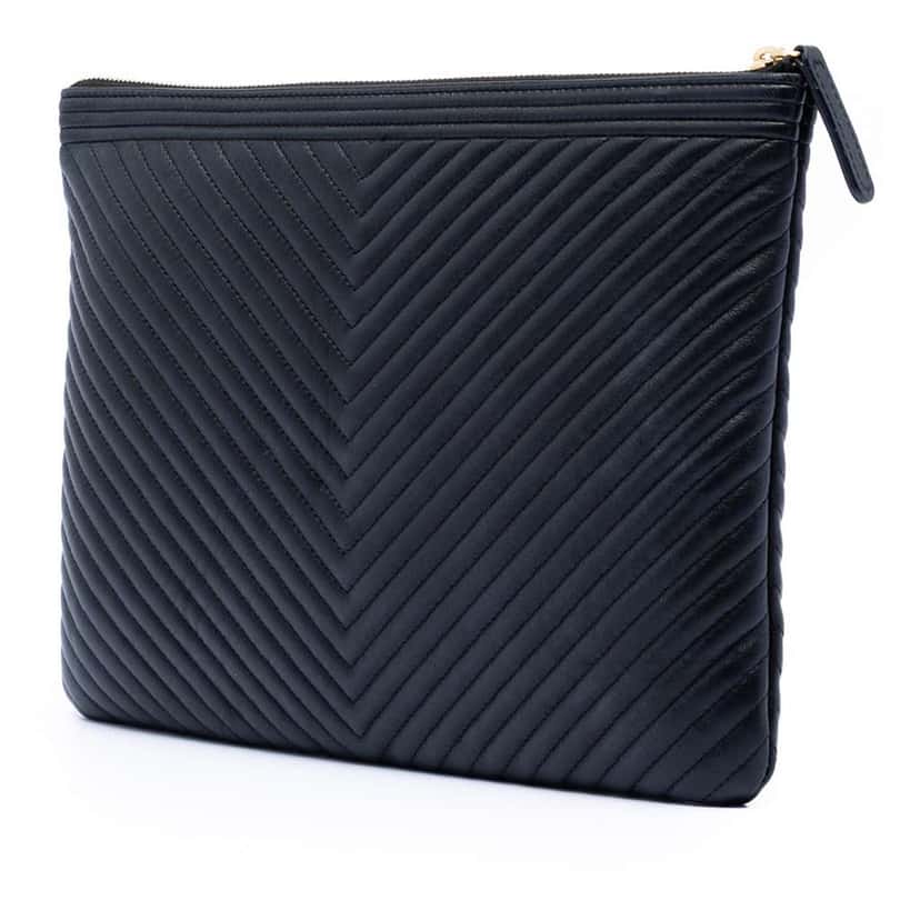 Chanel Medium Chevron Lambskin Boy O Case Clutch Black Leather Good condition - Back View