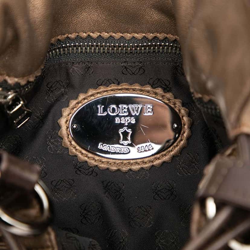 Loewe Nappa Flamenco Tassel 22 Crossbody Brown Leather Good condition - Box View