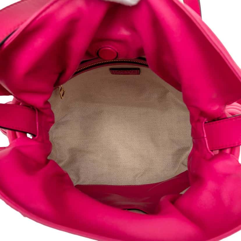Loewe Nappa Flamenco Tassel 22 Crossbody Pink Leather Very good condition - Model View