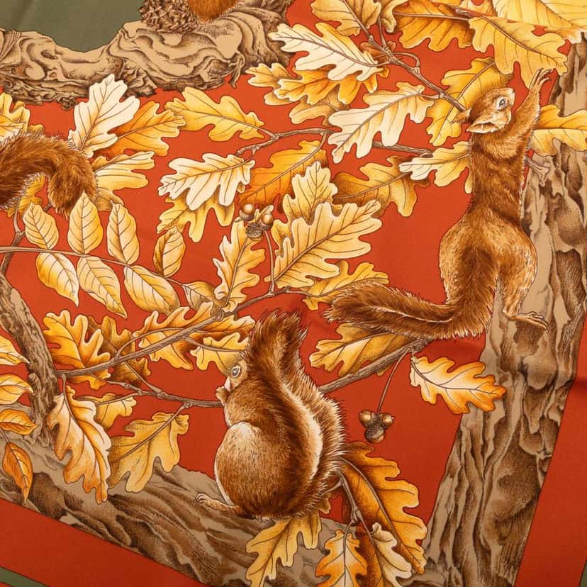 Hermès Casse Noisette Silk Scarf 90 Orange Silk Very good condition - Inside View