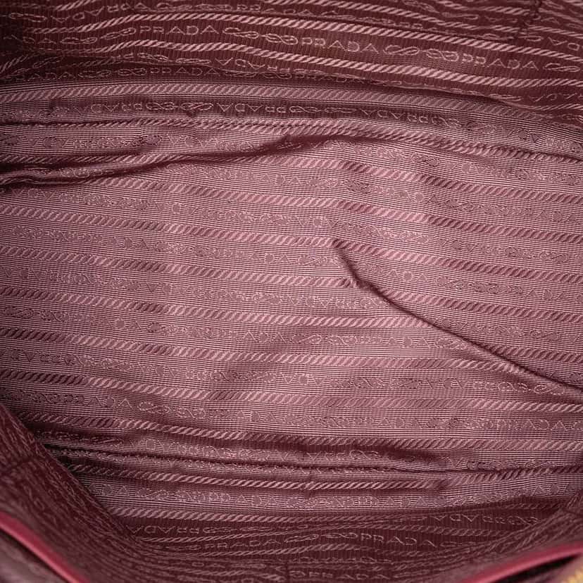 Prada Medium Saffiano Lux Galleria Double Zip Tote Pink Leather Good condition - Model View