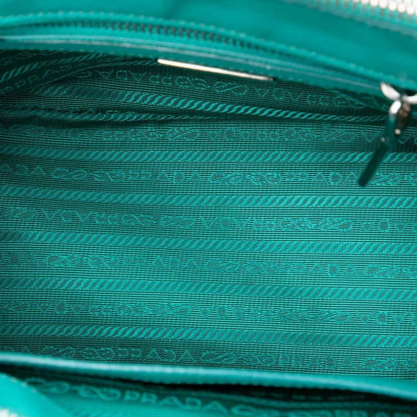 Prada Small Saffiano Lux Galleria Double Zip Satchel Blue Leather Very good condition - Model View