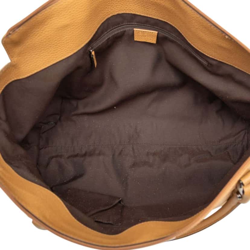 Gucci Calfskin Abbey D Ring Tote Brown Leather Very good condition - Model View