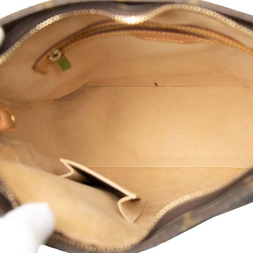 Louis Vuitton Monogram Looping GM Brown Good condition - Model View