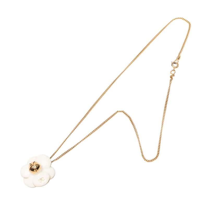 Chanel CC Gold Plated Enamel Camellia Pendant Necklace Gold Metal Good condition - Front View