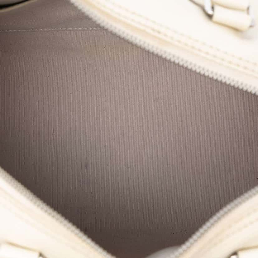 Louis Vuitton Epi Speedy 35 White Leather Good condition - Model View